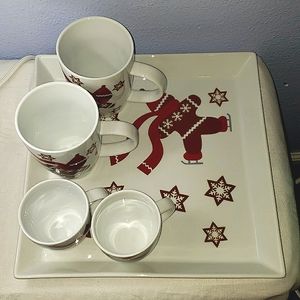 Crate & Barrel Gingerbread Man Platter + 4 Cups Mugs